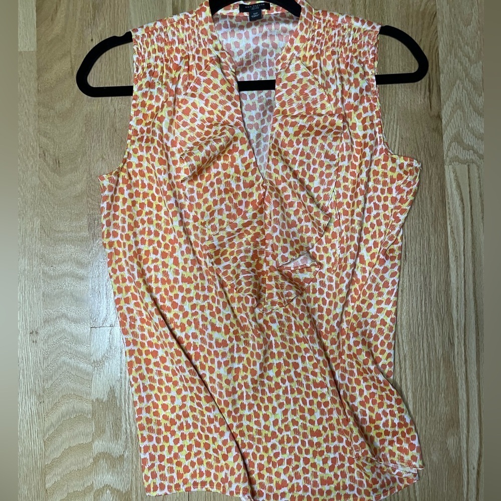 Ann Taylor Sleeves Shirt Ruffle V-neck, Size Small Petite